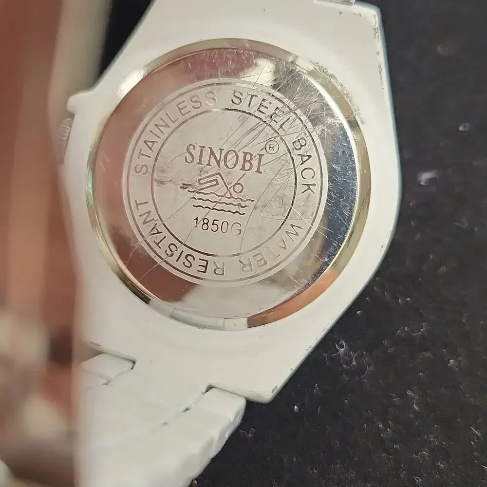 SINOBI Quartz Rhinestone Water Resistance Watch